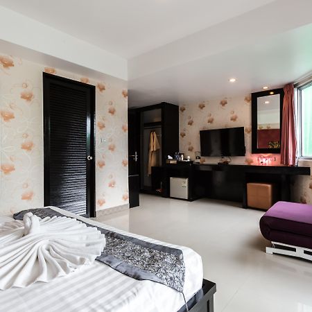 7Q Patong Exterior foto