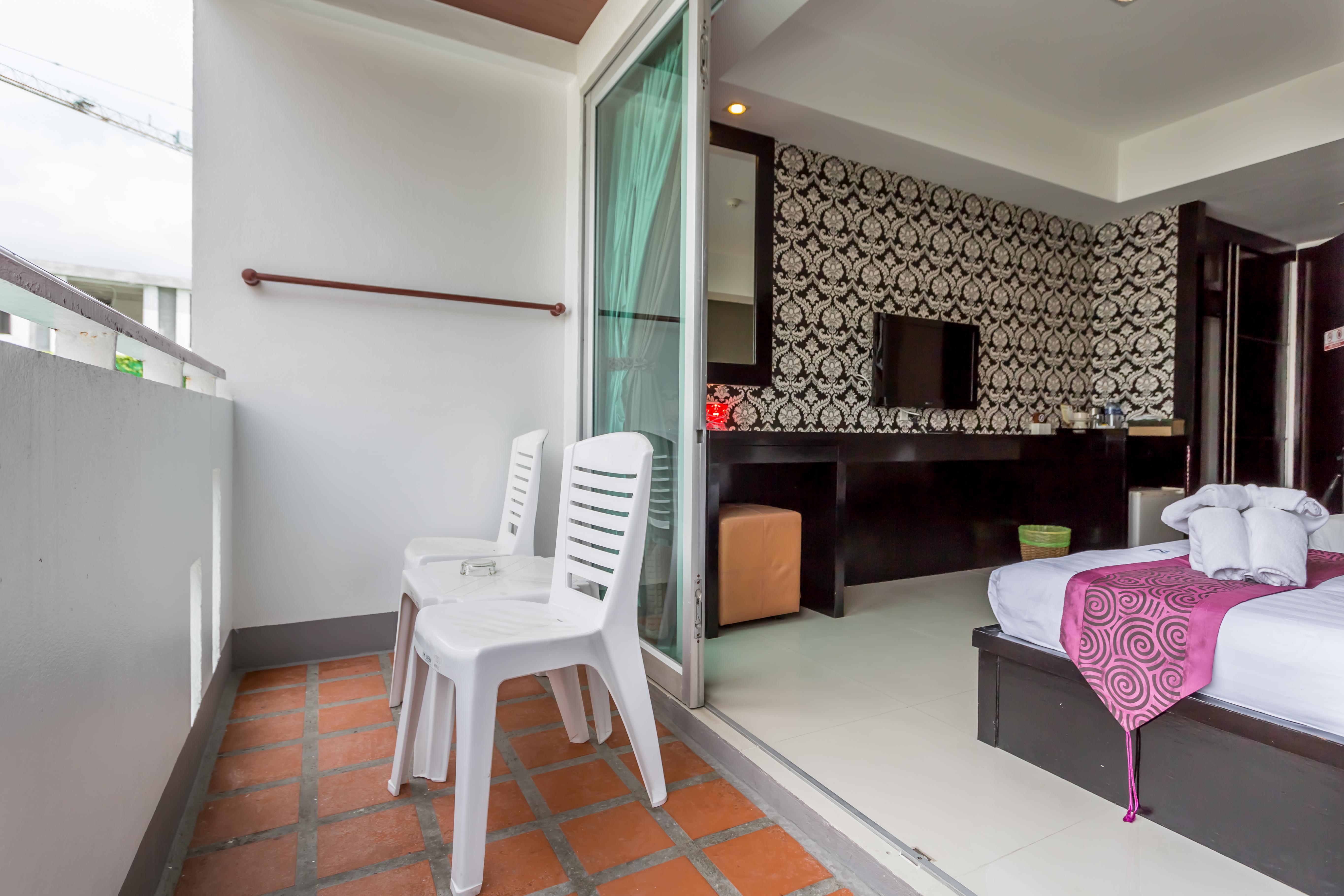 7Q Patong Exterior foto