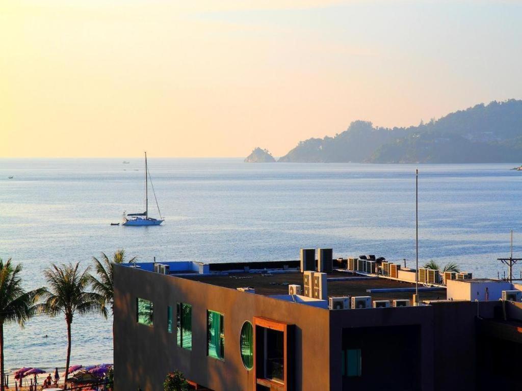 7Q Patong Exterior foto