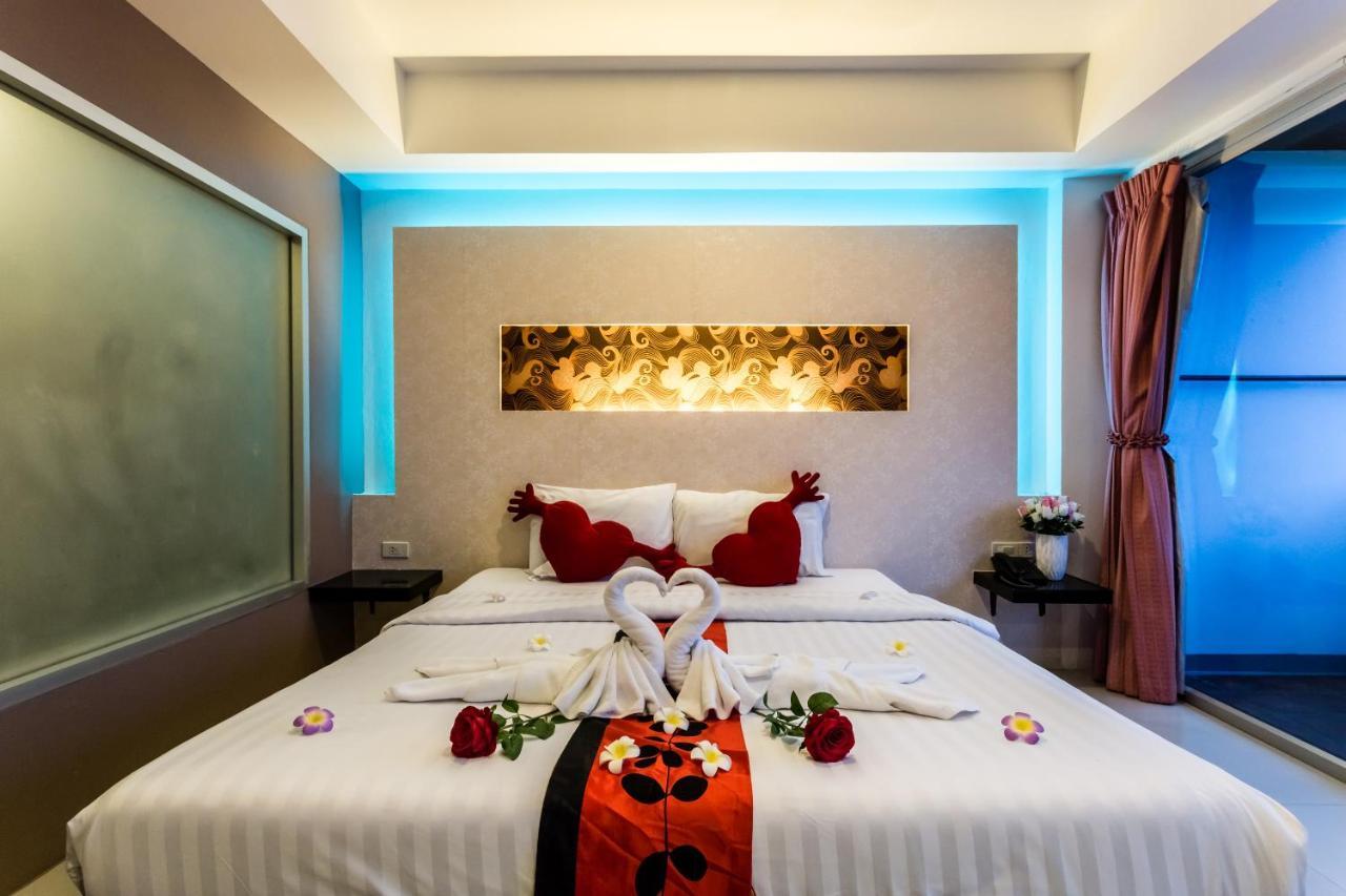 7Q Patong Exterior foto